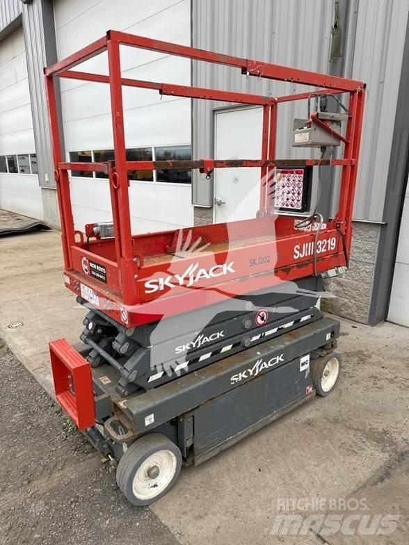 SkyJack SJ3219 Ножничные подъемники