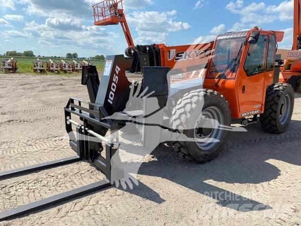 SkyTrak 10054 Телескопические погрузчики