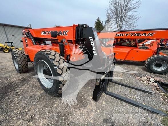 SkyTrak 8042 Телескопические погрузчики