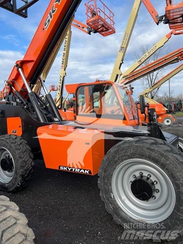 SkyTrak 8042 Телескопические погрузчики