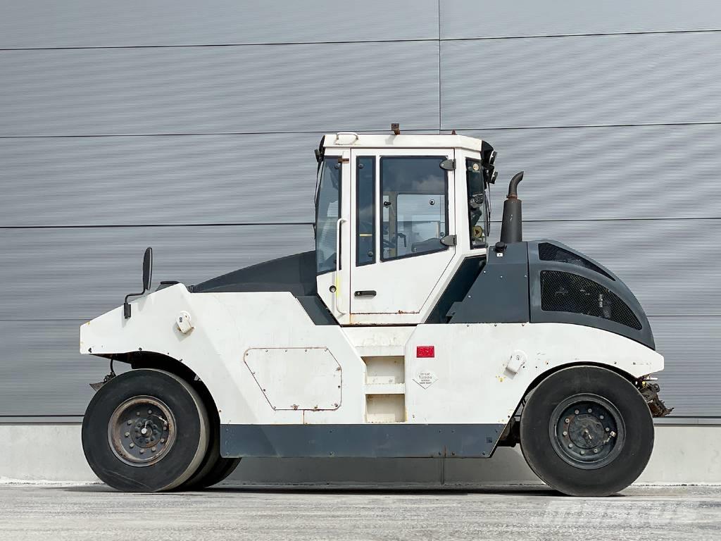 Bomag BW 24 RH Пневматические катки