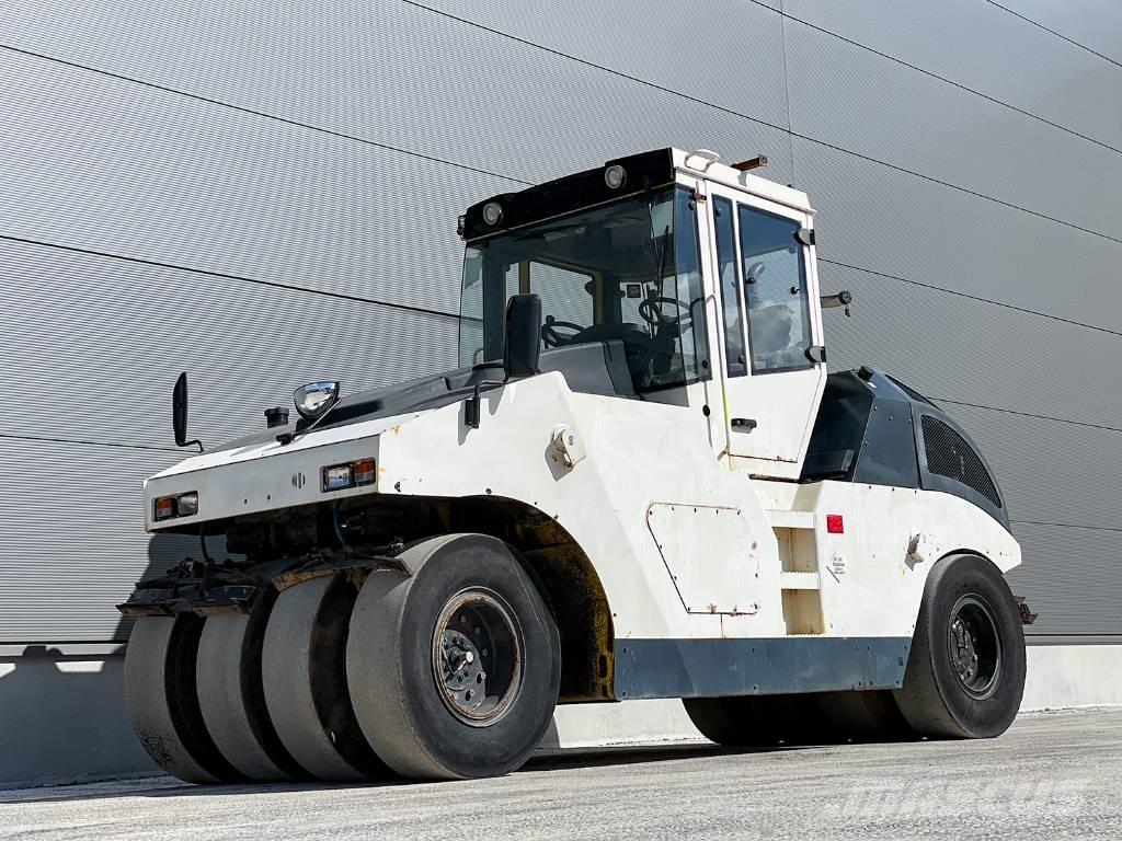 Bomag BW 24 RH Пневматические катки