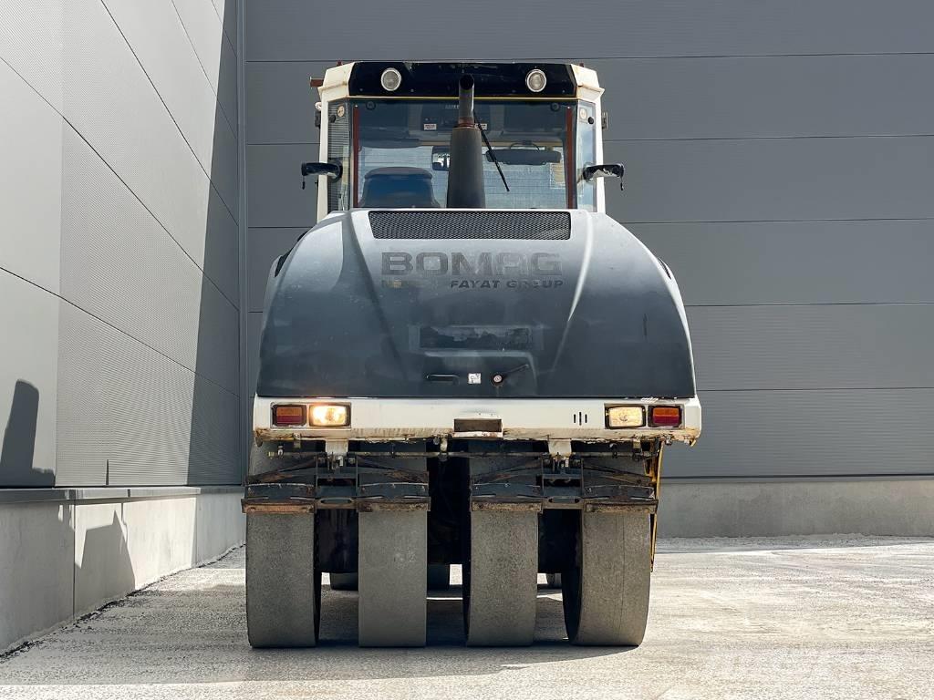 Bomag BW 24 RH Пневматические катки