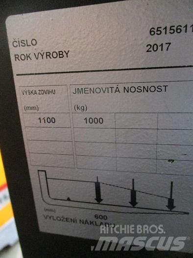 Toyota OSE 100W Горизонтальные комплектовщики
