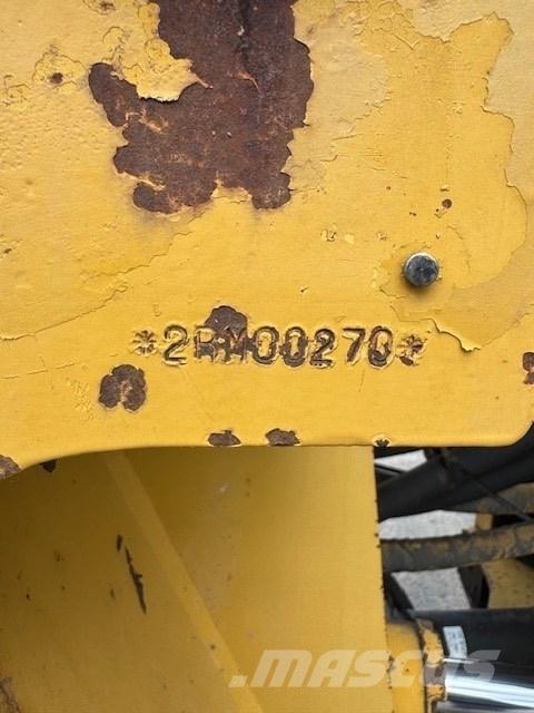 CAT 938 F Фронтальные погрузчики