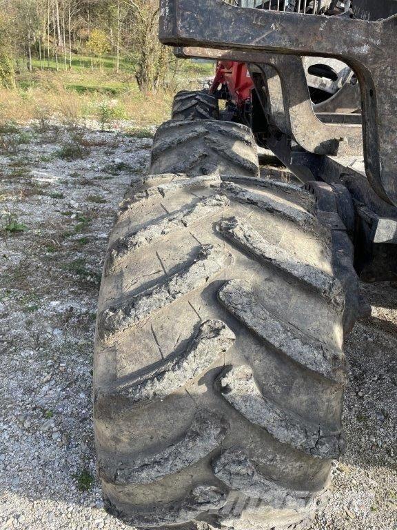 Komatsu 860.4 Форвардеры