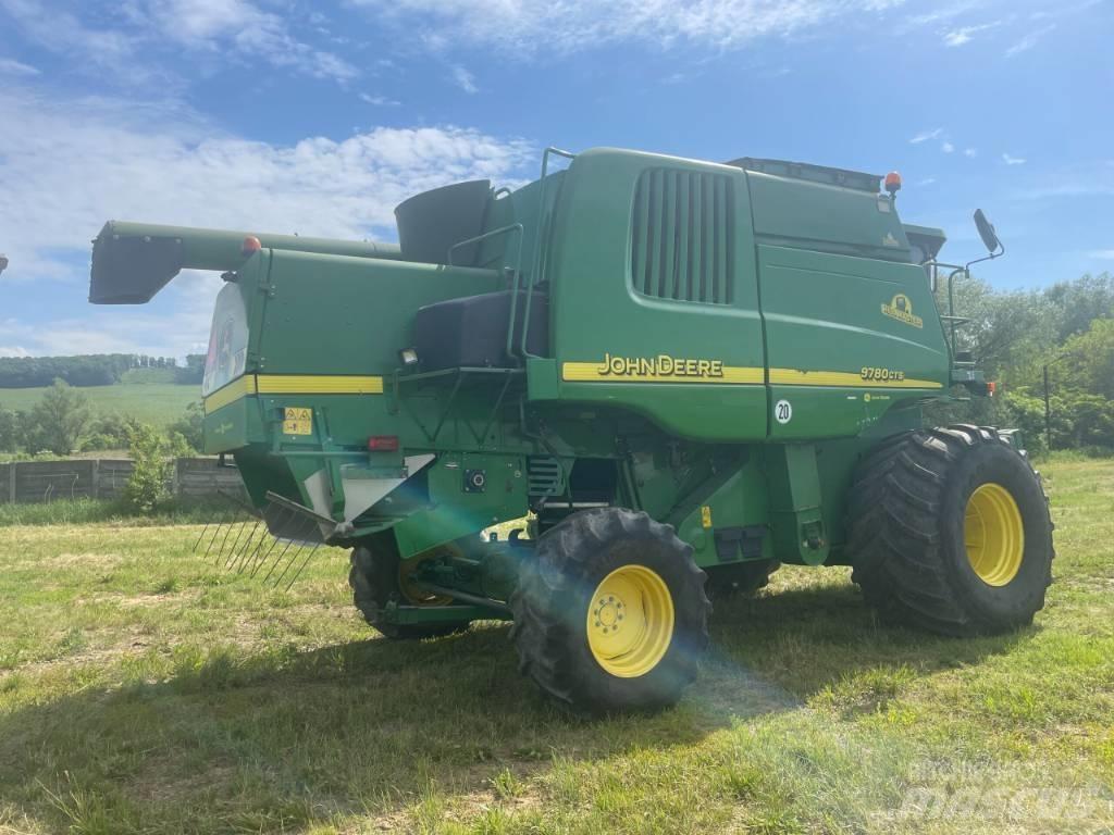 John Deere 9780 CTS Зерноуборочные комбайны