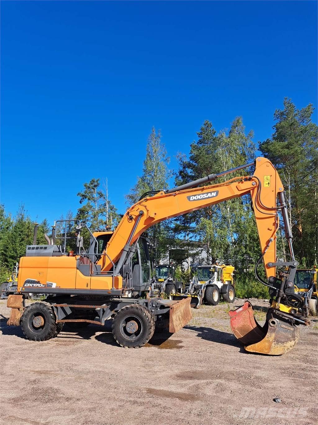 Doosan DX170W-5 Колёсные экскаваторы