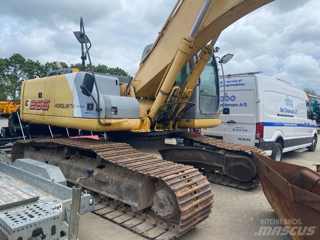 New Holland E 265 Гусеничные экскаваторы