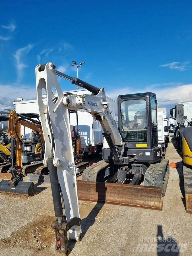 Bobcat E55 Мини-экскаваторы