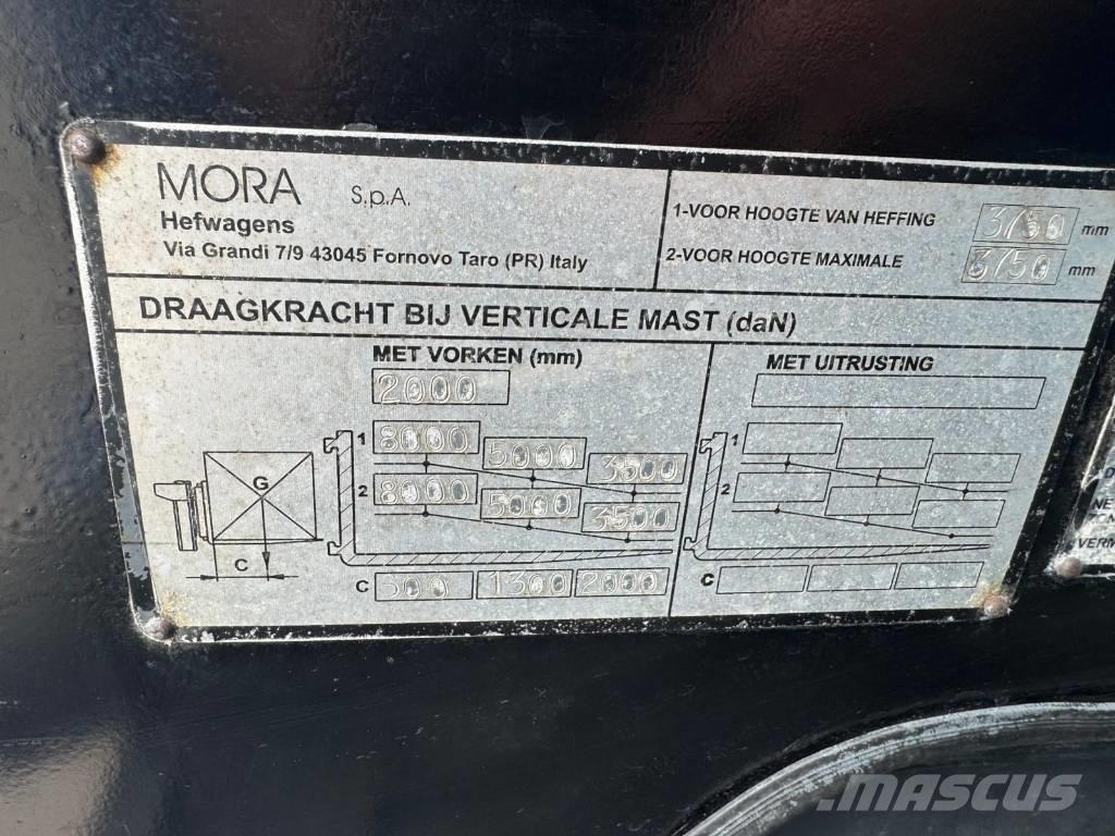 Mora M 80 C Дизельные погрузчики