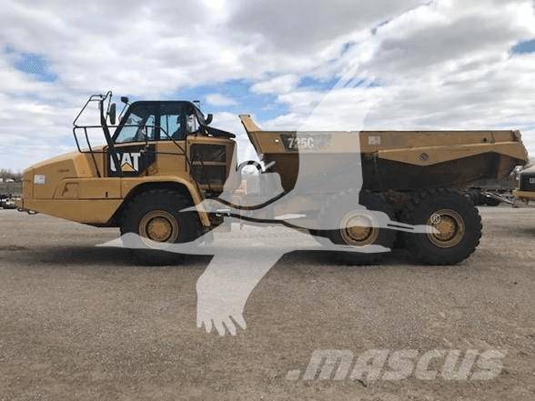 CAT 730C Шарнирно-сочленённые самосвалы