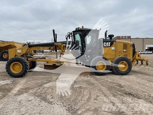CAT 950M Фронтальные погрузчики