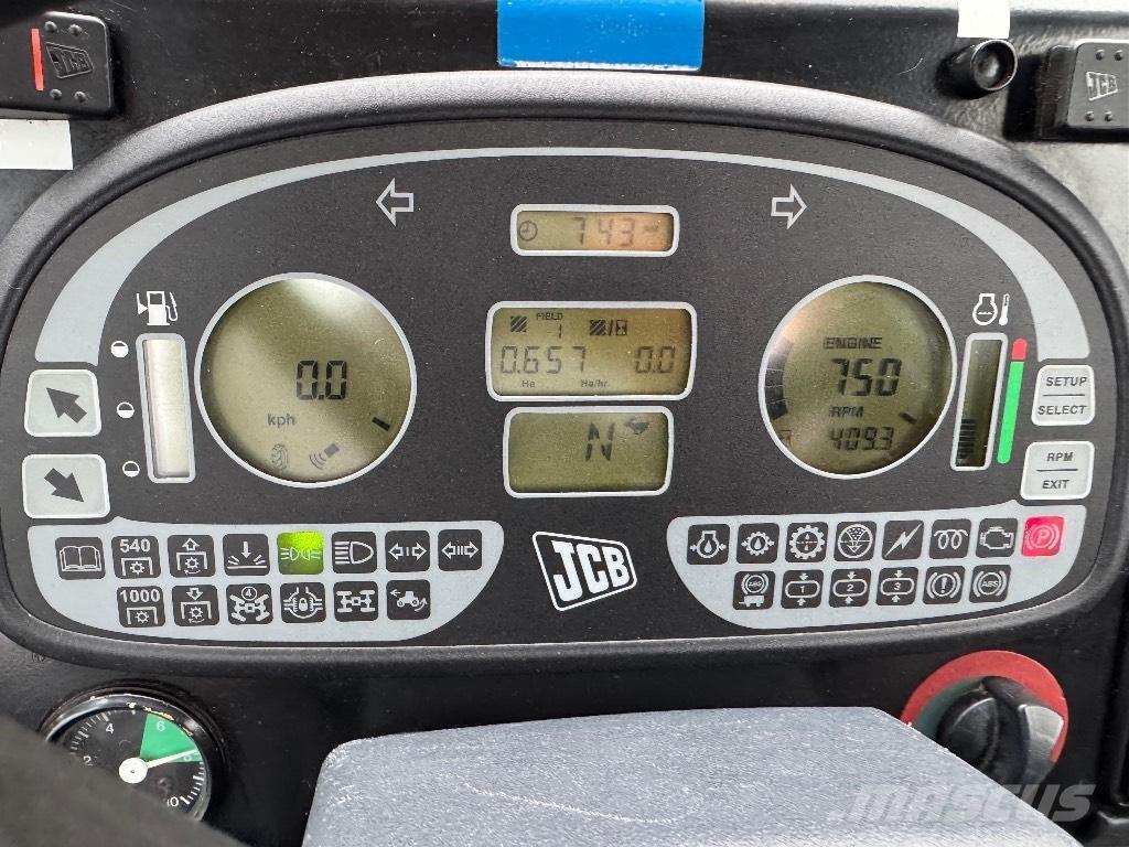 JCB Fastrac 2155 Трактора