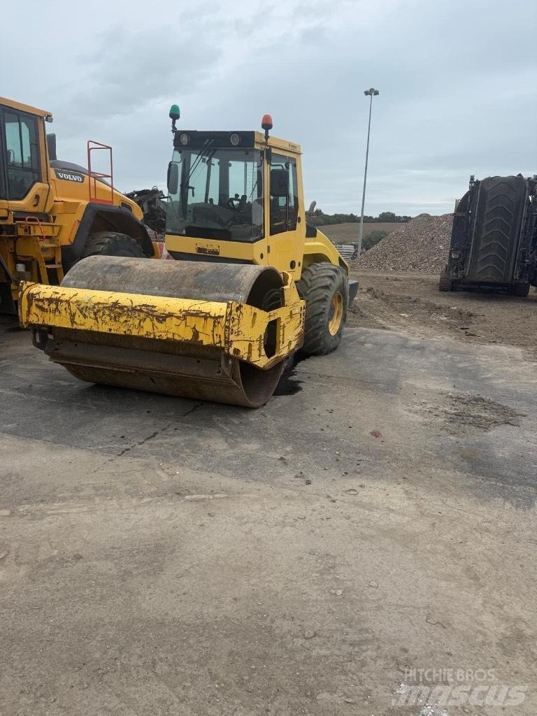 Bomag BW 213 D H-4 Грунтовые катки