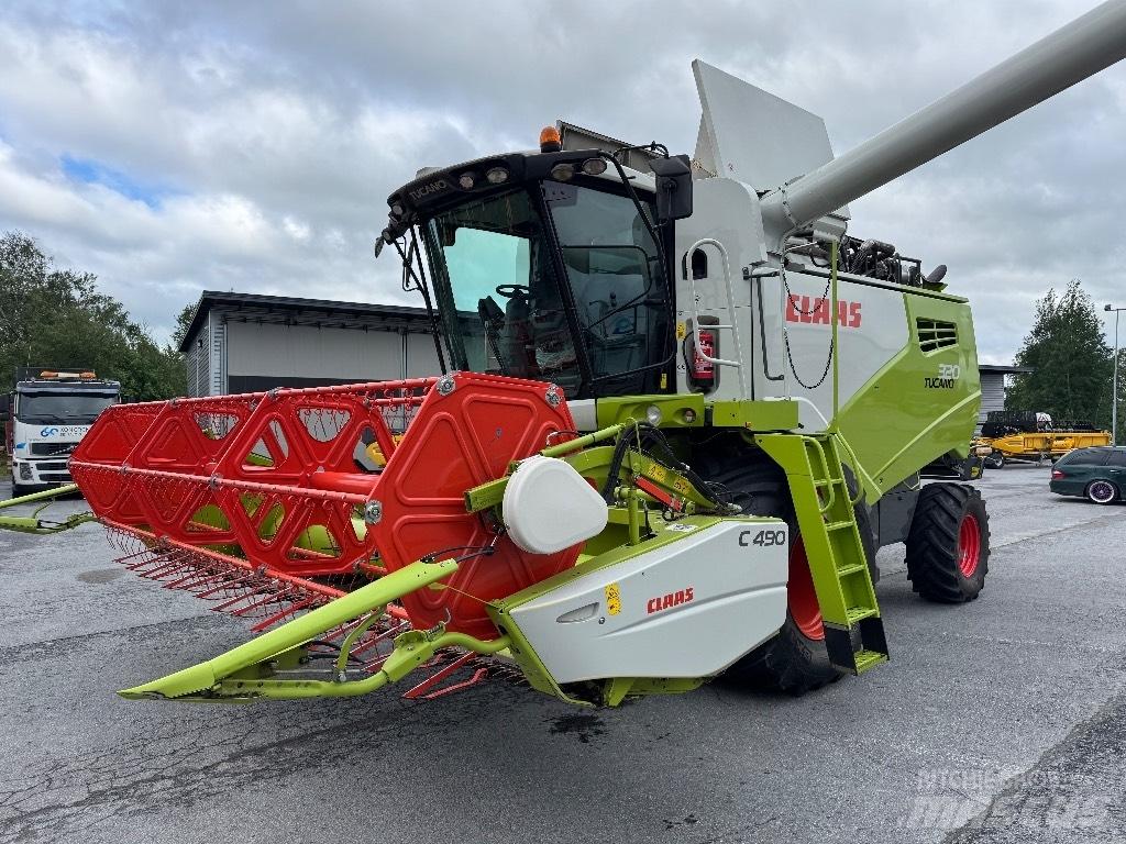 CLAAS Tucano 320 Зерноуборочные комбайны