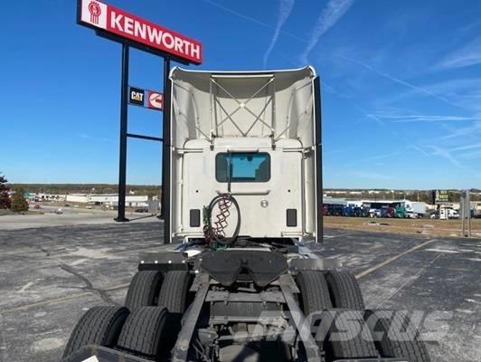 Kenworth T 680 Седельные тягачи