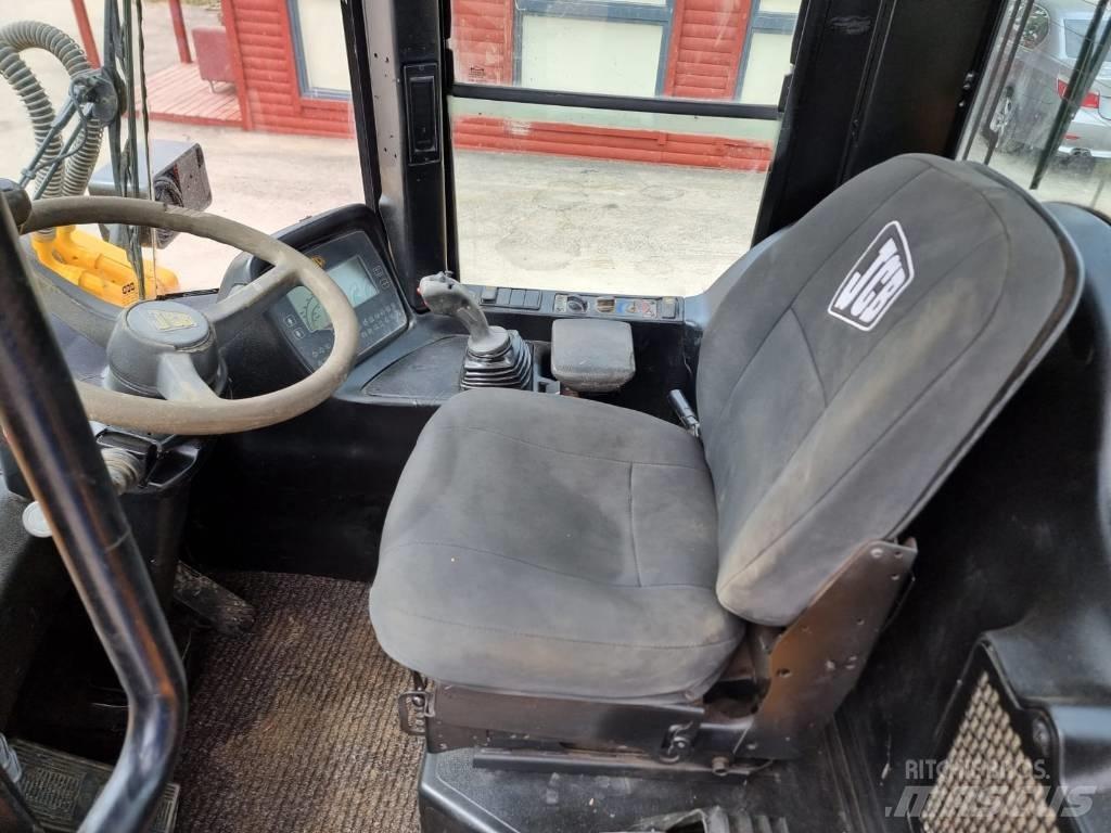JCB 436 HT Фронтальные погрузчики