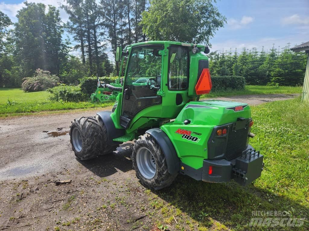 Avant 860 i Фронтальные погрузчики