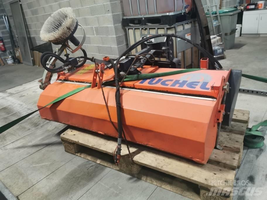Tuchel Simplex 135HD Вакуумные уборочные машины