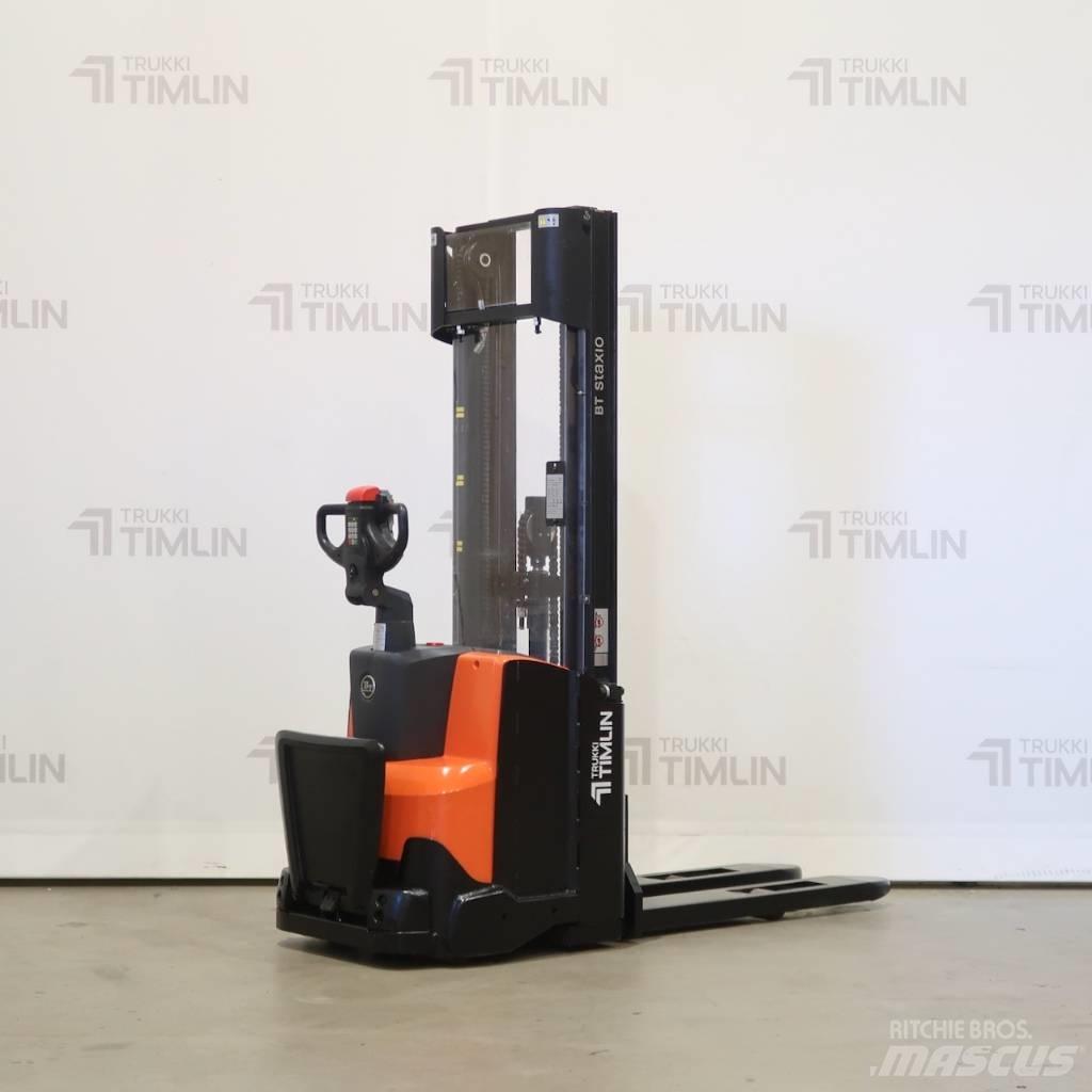 BT SWE120 (uusi akku) Самоходные электроштабелёры
