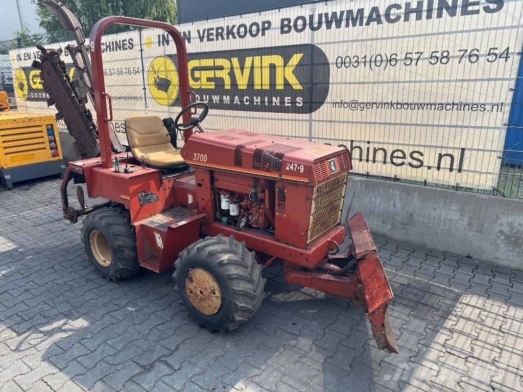 Ditch Witch 3700 DD Траншеекопатели