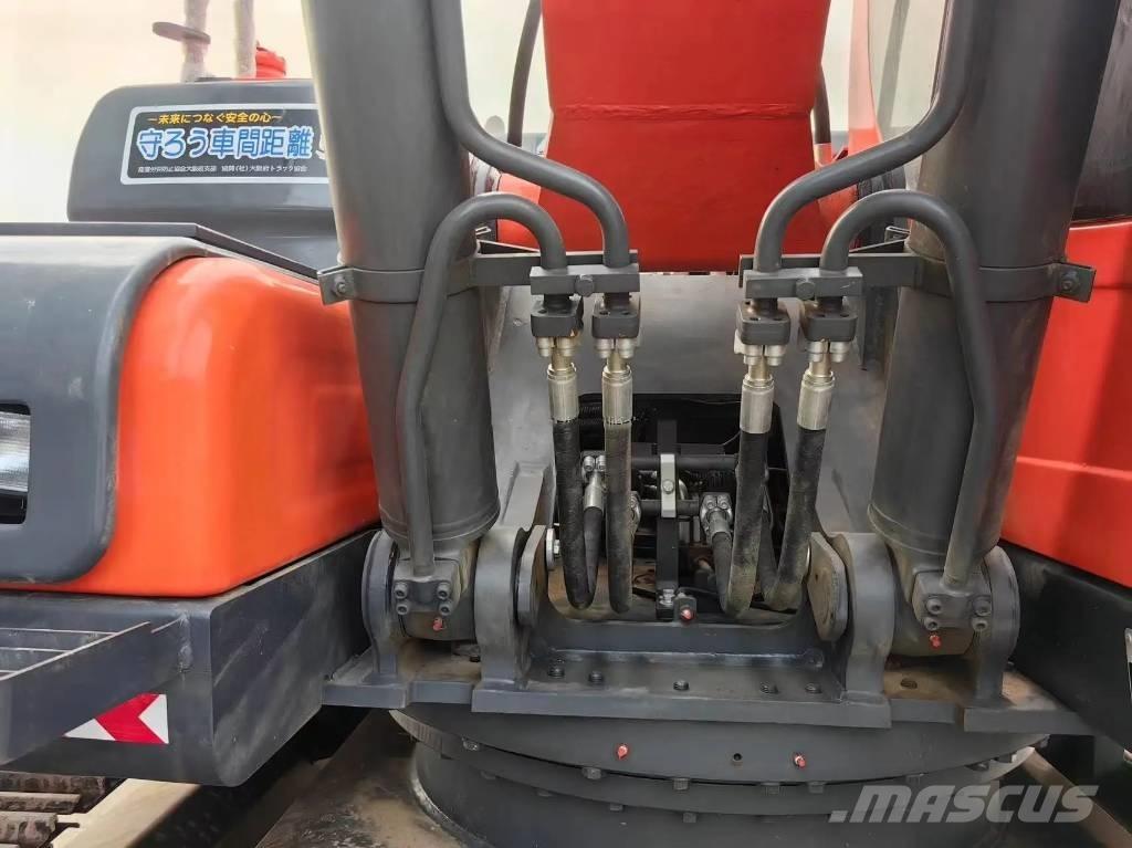 Doosan DX225LC-9C Гусеничные экскаваторы