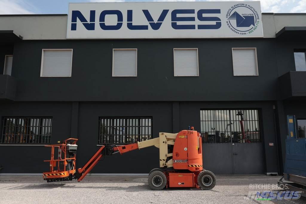 JLG E300AJP Коленчатые подъемники