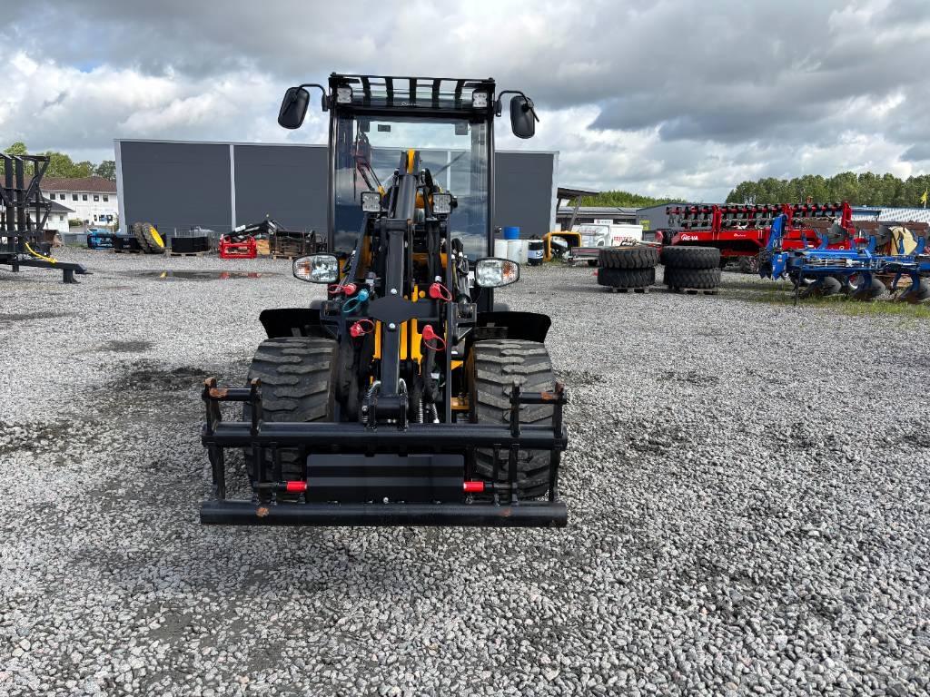 JCB 403 Малые погрузчики