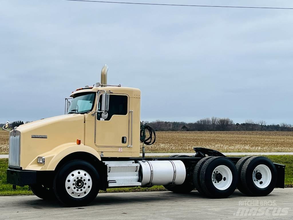 Kenworth T 800 Седельные тягачи