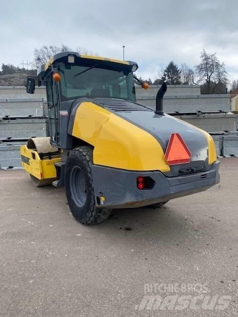 Dynapac CA1500D, Vält Грунтовые катки