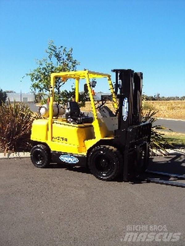 Hyster H 3.00DX Прицепные вилочные погрузчики
