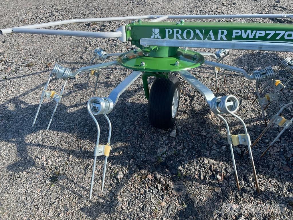 Pronar PWP770C Грабли-ворошилки