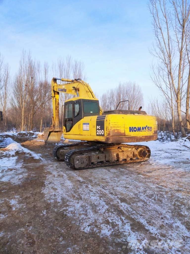 Komatsu pc200-7 Гусеничные экскаваторы
