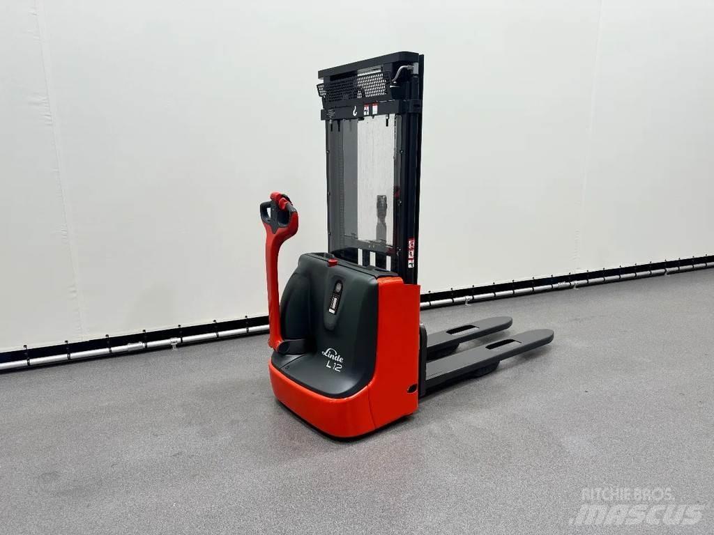 Linde L 12 Ручные штабелёры с электроподъёмом