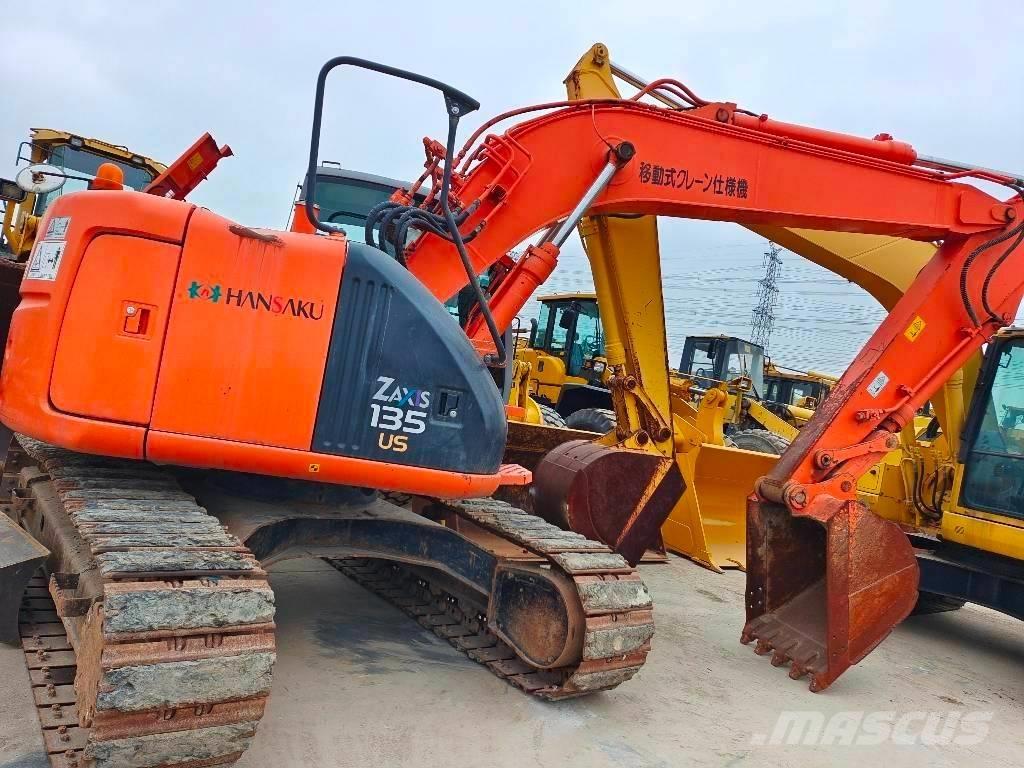 Hitachi ZX 135 US Гусеничные экскаваторы