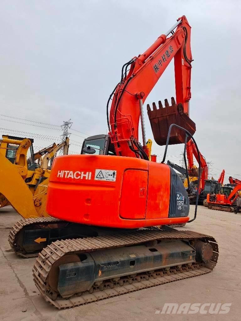 Hitachi ZX 135 US Гусеничные экскаваторы