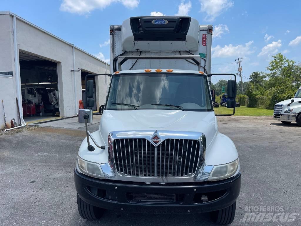 International 4300 Грузовики-Рефрижераторы