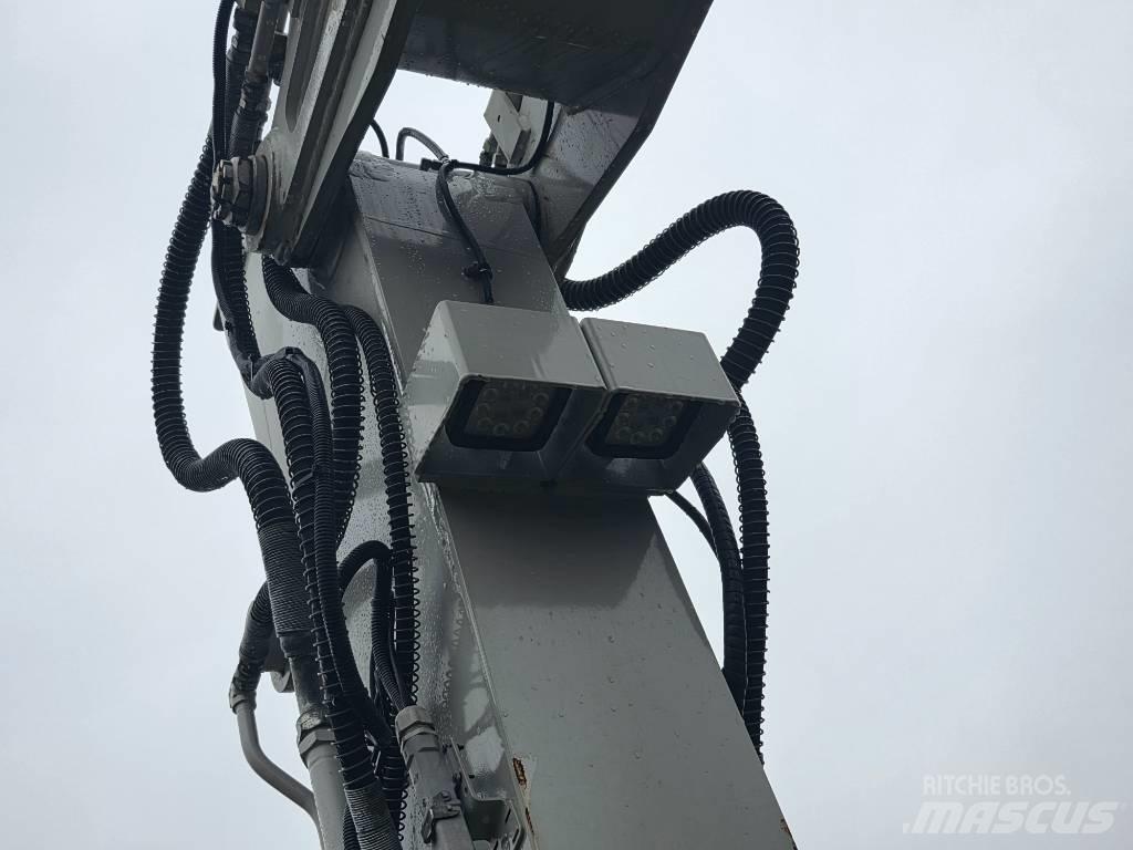 Takeuchi TB 2150 Гусеничные экскаваторы