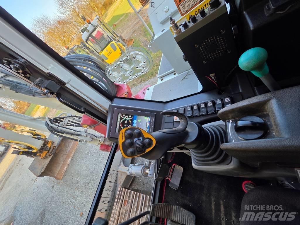 Takeuchi TB 2150 Гусеничные экскаваторы