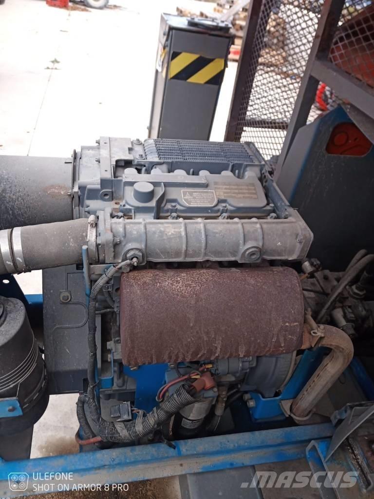 Genie GS 4390 RT Ножничные подъемники