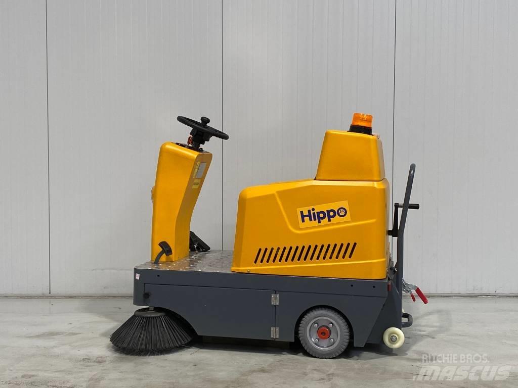  Hippo S1150 Вакуумные уборочные машины