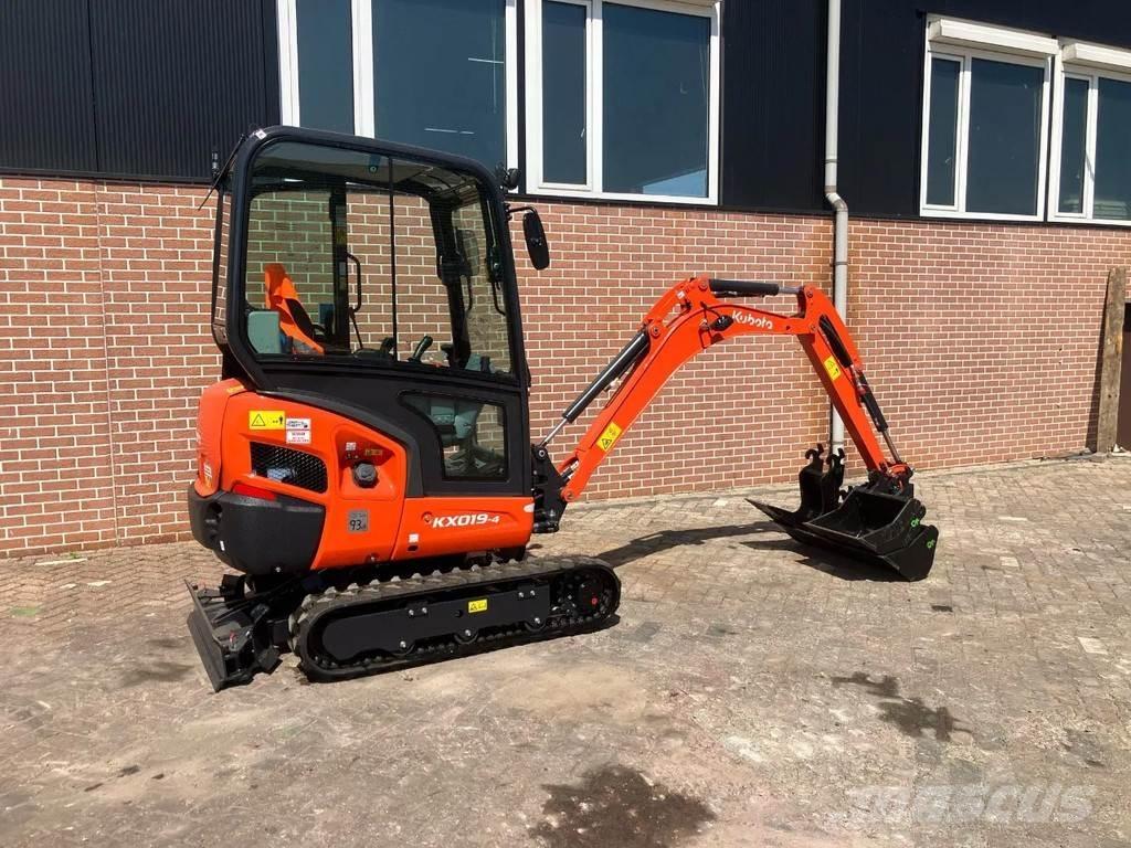 Kubota KX019 4 Мини-экскаваторы