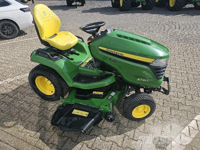John Deere X590 Роторные косилки