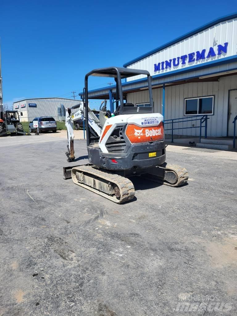 Bobcat E35 Мини-экскаваторы
