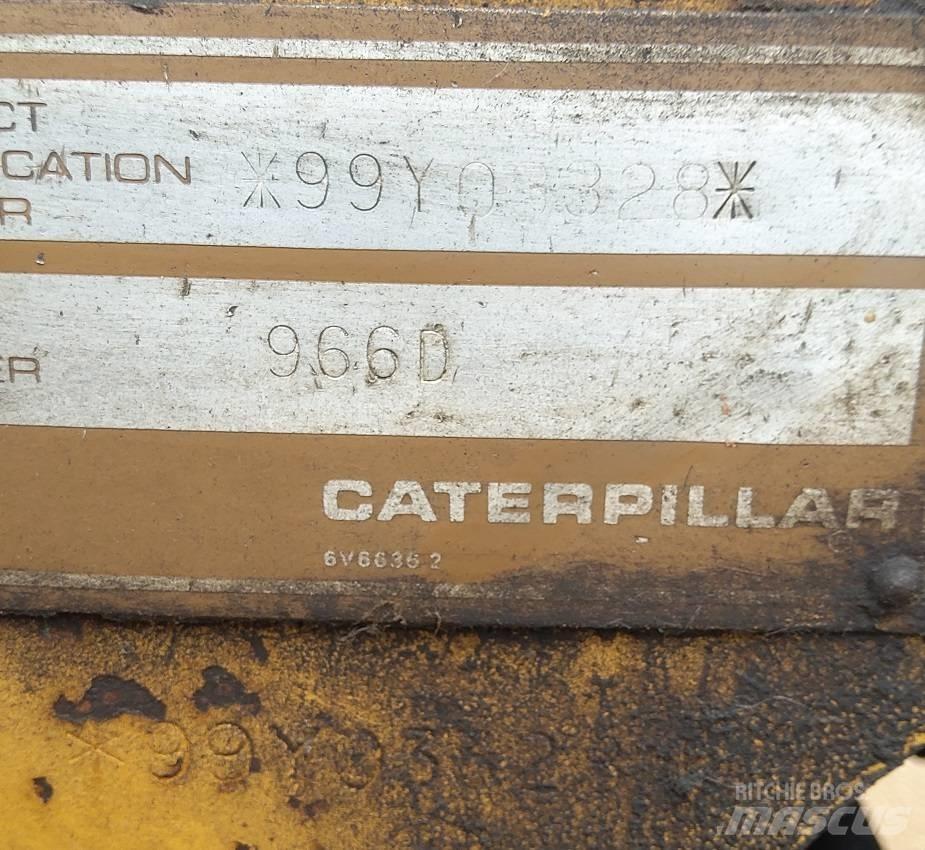 CAT 966 D Фронтальные погрузчики