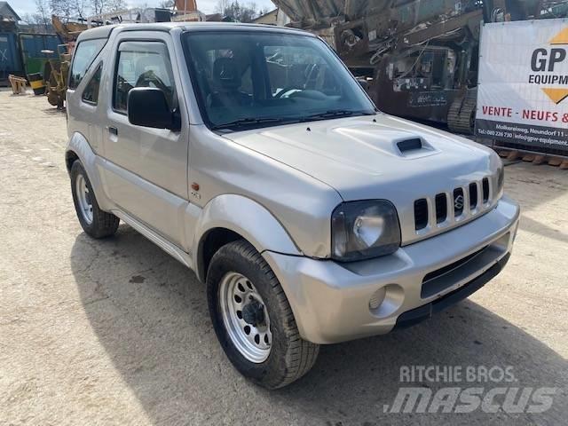 Suzuki Jimny Внедорожники