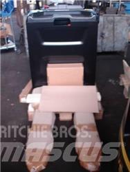Hyster P2.0S FBW Самоходные электрические тележки