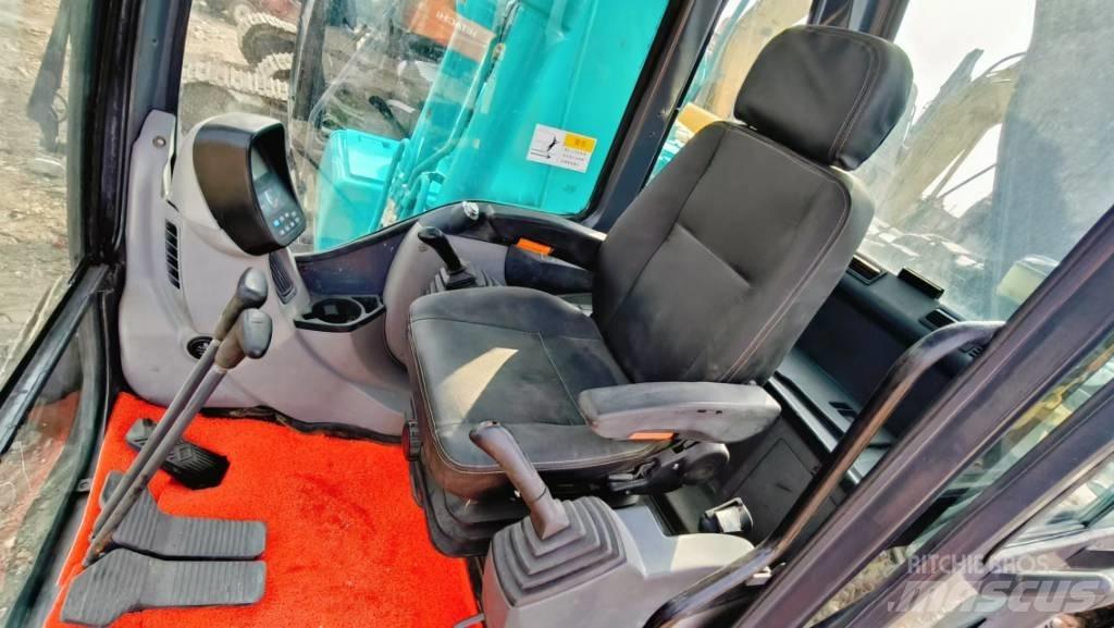 Kobelco SK 130 Гусеничные экскаваторы