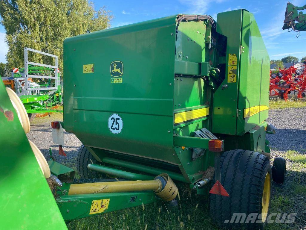 John Deere 568 Рулонные пресс-подборщики
